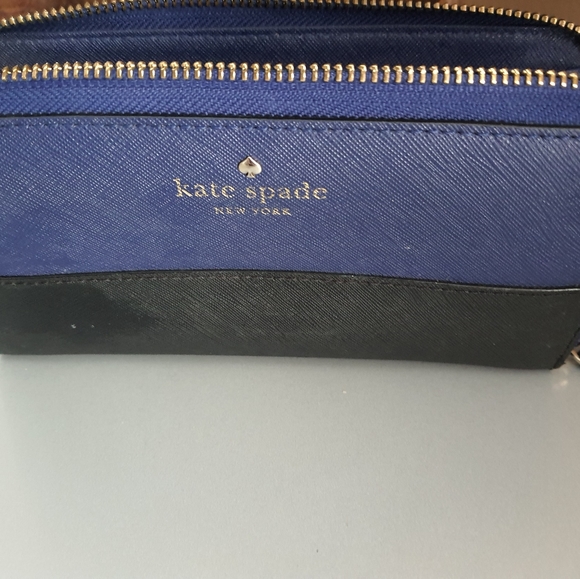 Kate Spade Continental Wallet - Picture 1 of 3